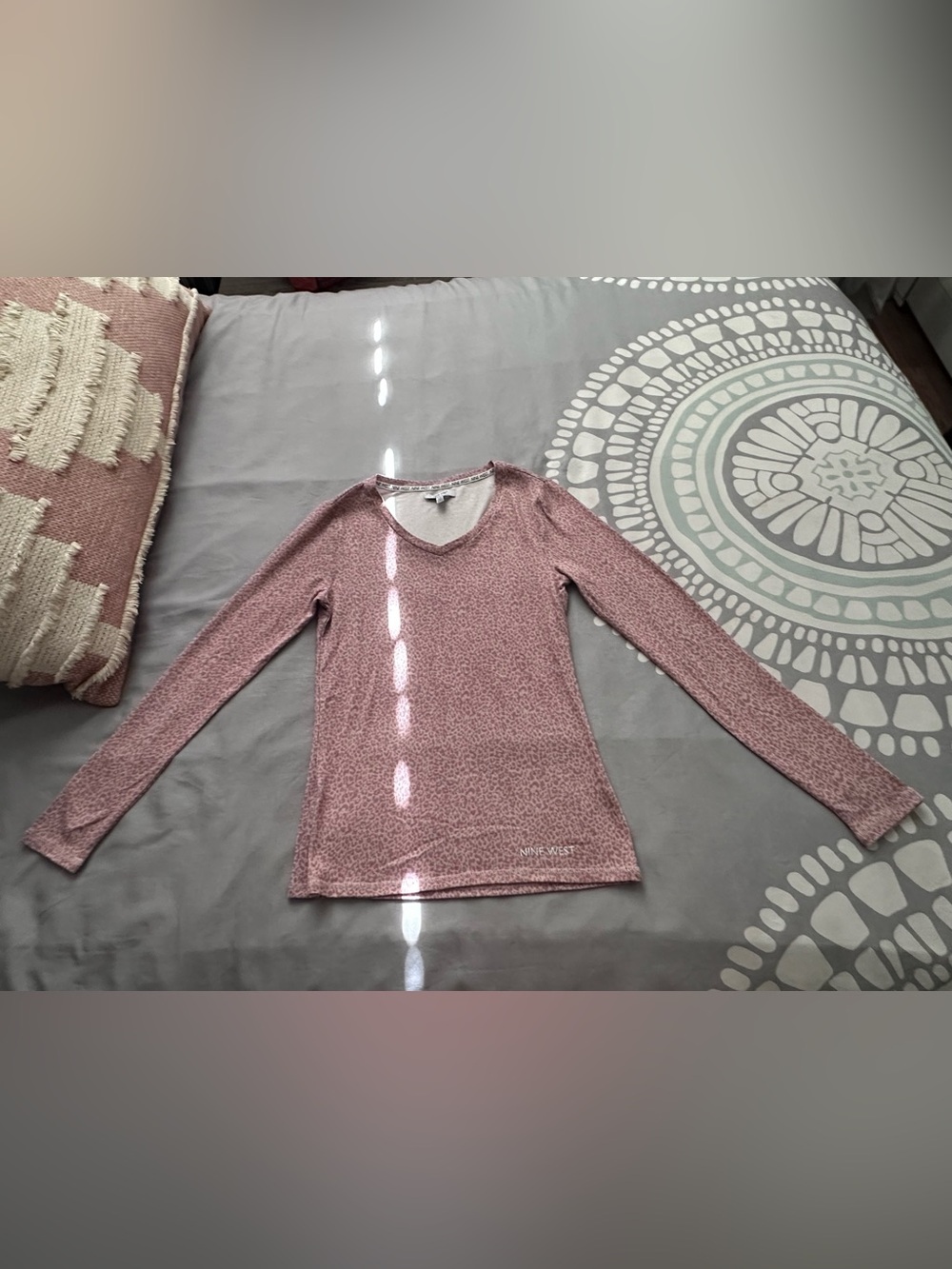 Nine West Light Pink Leopard Print Long Sleeve V-Neck Top & Matching Legging
